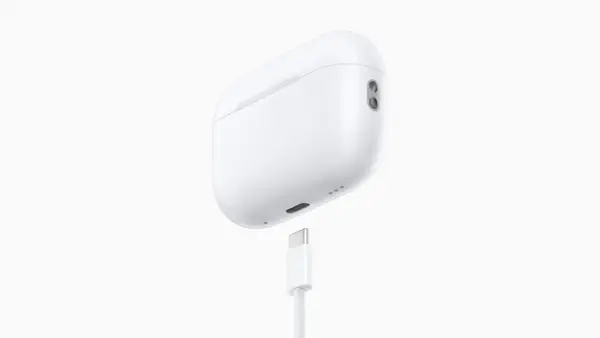 Kiedy wyszły AirPods? Odkryj datę ich debiutu i historię